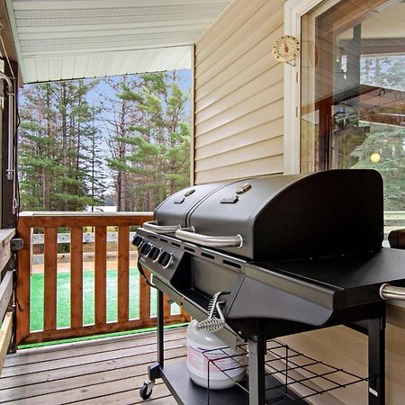 Catfish Lake Home Eagle River Exterior photo
