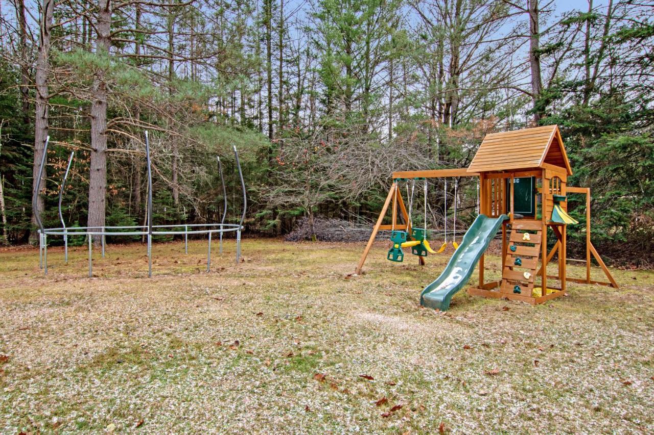 Catfish Lake Home Eagle River Exterior photo