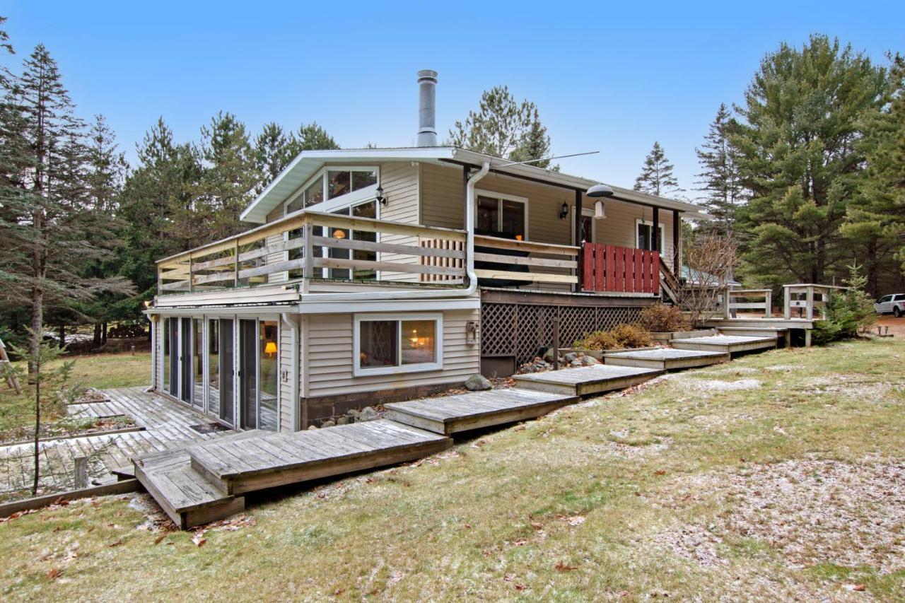 Catfish Lake Home Eagle River Exterior photo