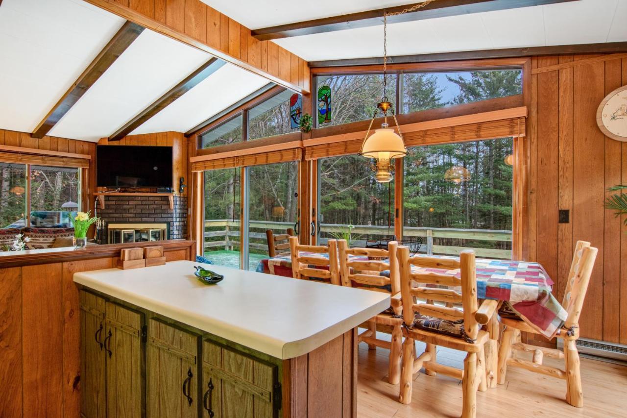 Catfish Lake Home Eagle River Exterior photo